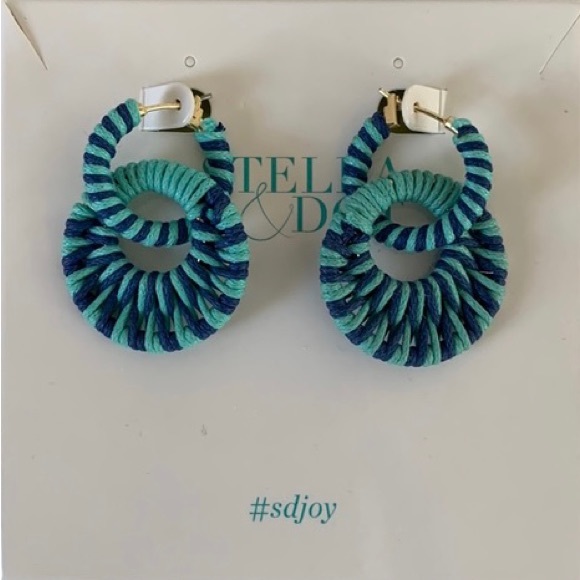 Stella & Dot Doubletake Macrame Interlock Hoop Earrings - Picture 2 of 2